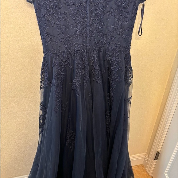 La Femme Navy Floral Lace Midi Dress - Picture 4 of 8
